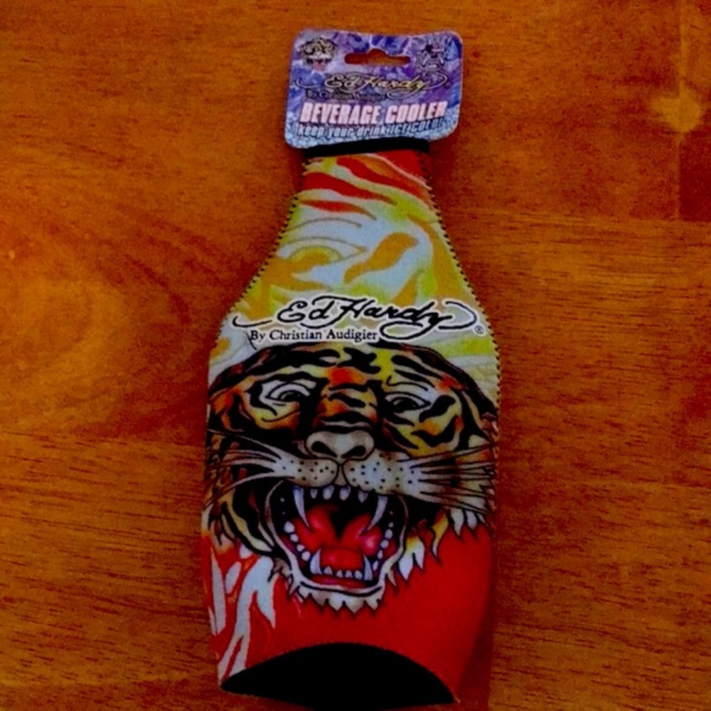 Ed Hardy Beer/Beverage Coosie bottle holder Y2K